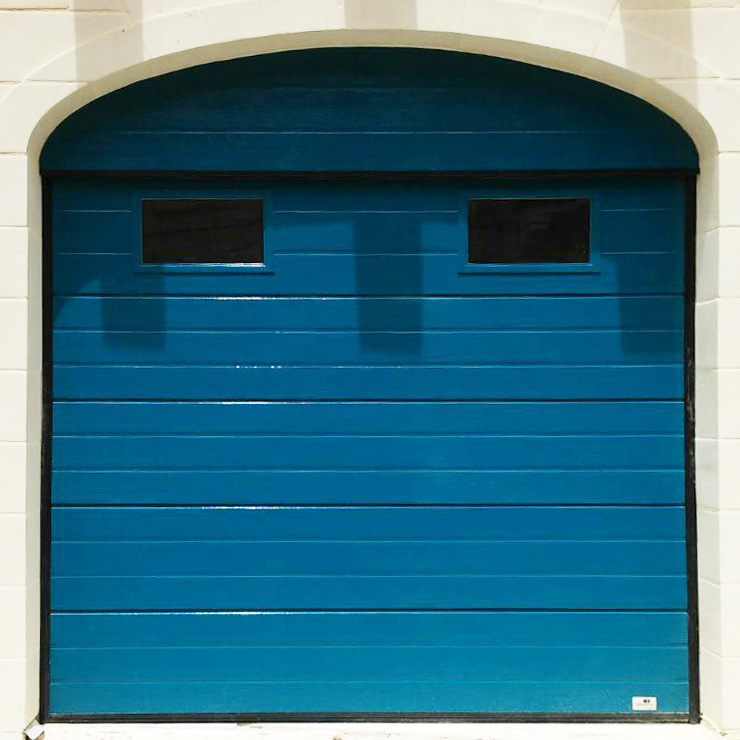 Paano Pinahuhusay ng Mga Pintura ng Garage ng Elektriko at Kagitan ng Paggamit