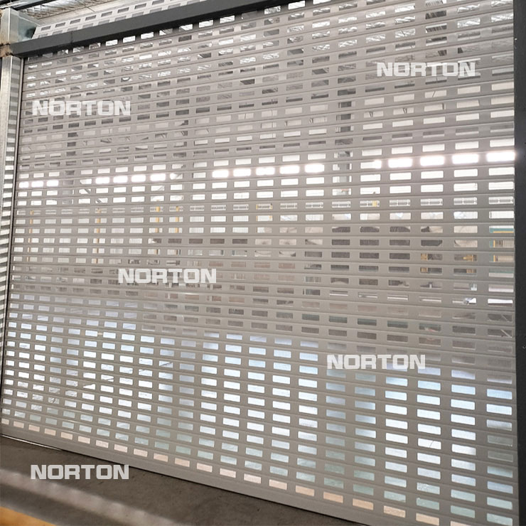 Ang aluminyo mesh roll up door